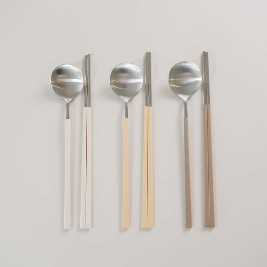 PANTONE SPOON AND CHOPSTICK SET